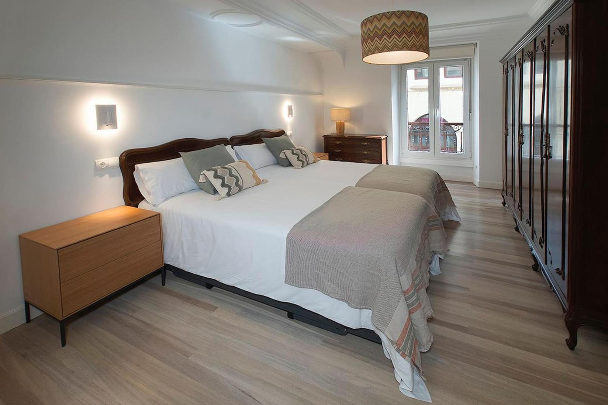 Earra - Goxo - Centro, 450M Playa Appartement Zarautz Buitenkant foto